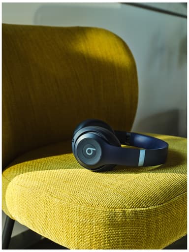 Beats Studio Pro trådlösa around-ear hörlurar (navy)