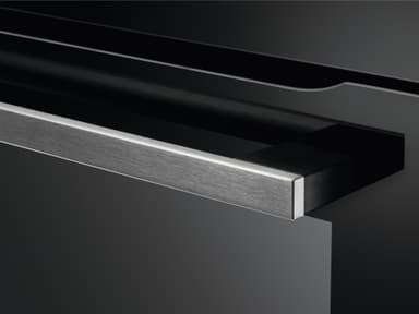 AEG Serie 9000 Inbyggnadsugn BS881K (Svart)