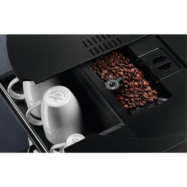 Electrolux Serie 900 Helautomatisk Kaffemaskin EBC85H (integrerad)