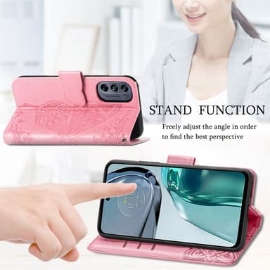 SKALO Motorola Moto G62 5G Mandala Butterfly Plånboksfodral - Rosa