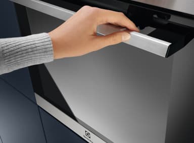 Electrolux Serie 600 Inbyggnadsugn OOP801NX (rostfri)