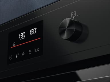 Electrolux Serie 600 Inbyggnadsugn OOP807NB (Svart)