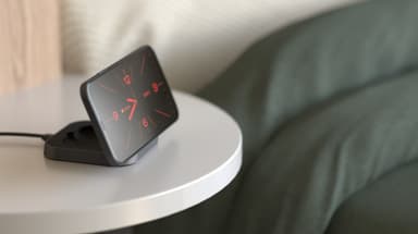 Zens magnetisk laddare för nattduksbordet