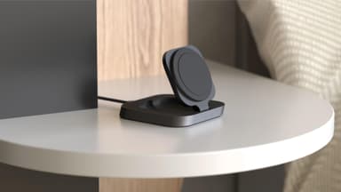 Zens magnetisk laddare för nattduksbordet