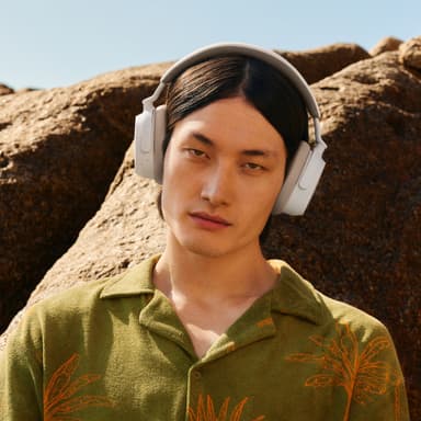 Sennheiser Accentum trådlösa around-ear hörlurar (vit)