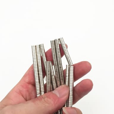 NdFeB magneter för kyl / kontor / whiteboard 100-pack Silver D5