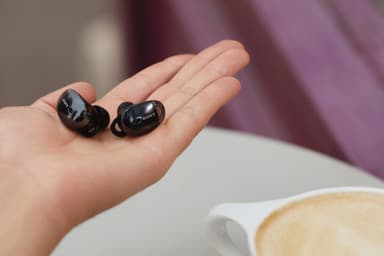 Sony true trådlösa in-ear hörlurar WF-1000X (svart)