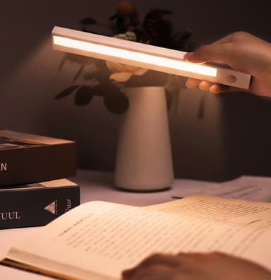 INF LED-lampa ljuslist med rörelsesensor Vit