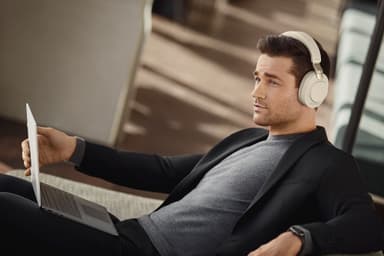 Jabra Evolve2 85 UC USB-A hörlurar (beige)