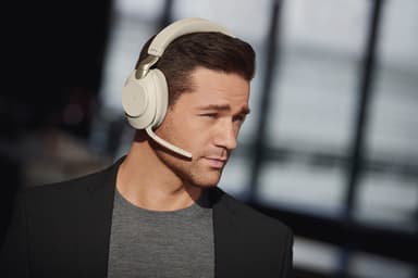 Jabra Evolve2 85 UC USB-A hörlurar (beige)