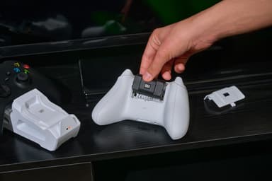PowerA Duo Xbox laddningsbasstation för spelkontroll (vit)