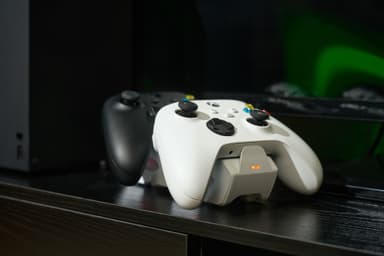 PowerA Duo Xbox laddningsbasstation för spelkontroll (vit)
