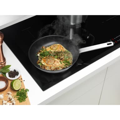Electrolux Kastrull & Stekpanna set E3SS (3 delar)