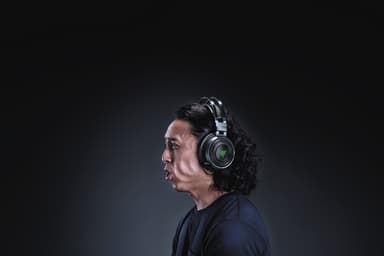 Razer Nari Ultimate trådlöst gaming headset