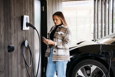 Zaptec Go elbilsladdare ZM000688 (asfaltsvart)