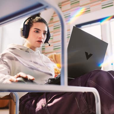 HP Victus 15 R5-5/8/512/RTX3050Ti/144Hz bärbar dator för gaming
