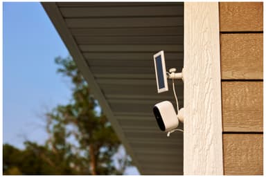 Arlo Essential Outdoor solpanelsladdare