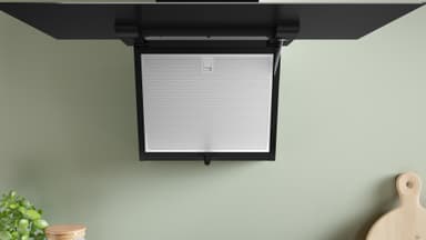 Bosch Serie 4 Vägghängd Köksfläkt DWK87FN60 (klarglas-svart 80 cm)