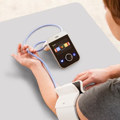 Braun ActivScan 9 blodtrycksmätare