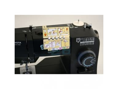 TOYOTA SPJ26XL Sewing machine