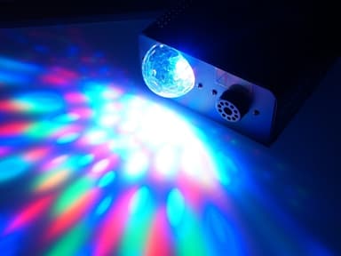Ibiza 2-i-1 500W Rökmaskin med flowereffekt