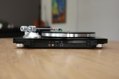 Teac tn-300 pladespiller, mat sort
