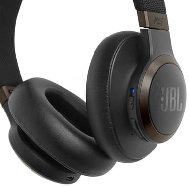 JBL LIVE 650BT trådlösa around-ear hörlurar (svart)