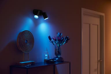 Philips Hue Fugato svart spotlight 2x5.7W 230V