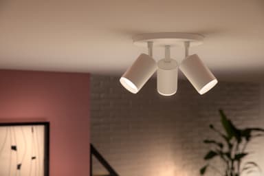 Philips Hue Fugato vit spotlight 3x5.7W 230V