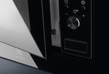 Electrolux Serie 300 Mikrovågsugn LMS2173EMX (svart/rostfri)