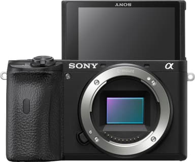 Sony Alpha A6600 + 18-135 mm f/3.5-5.6 OSS objektiv