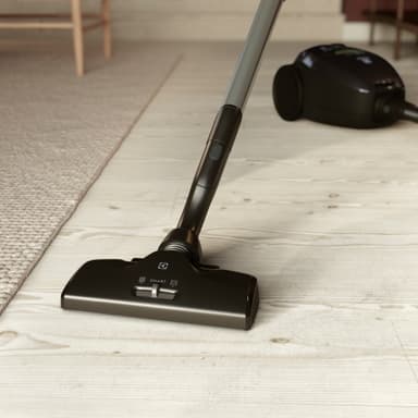 Electrolux D8.2 Silence Dammsugare med påse PD82-GREEN