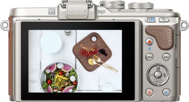 Olympus PEN E-PL8 CSC kamera + 14-42 mm Pancake-kit  (brun)