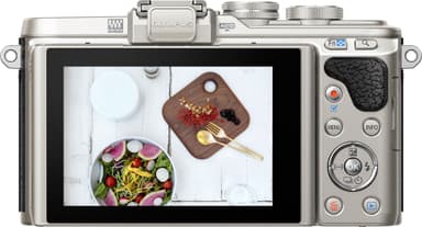 Olympus PEN E-PL8 CSC-kamera + 14-42 mm Pancake-kit  (svart)