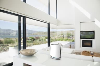 Netgear Orbi RBK853 AX6000 tri-band mesh WiFi 6 3-pack