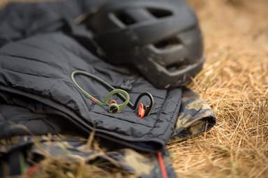 Plantronics BackBeat Fit trådlösa in-ear hörlurar(grön)