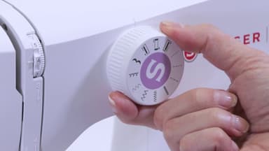 SINGER 230212101 Sewing machin