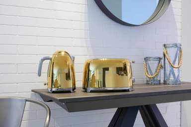 Smeg Brödrost 50-talsstil TSF01 (guld)