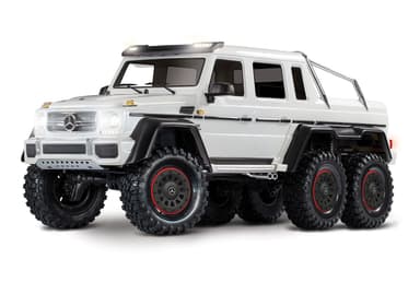 Traxxas TRX-6 Mercedes G63 AMG 6x6 RTR Vit