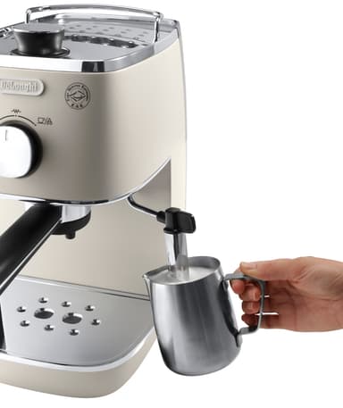 DeLonghi Distinta espressomaskin ECI 341.BK (vit)