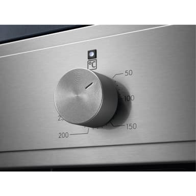 Electrolux Serie 600 Inbyggnadsugn COB300X (rostfri)