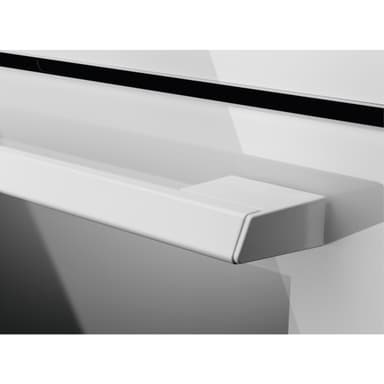 Electrolux Serie 700 Inbyggnadsugn COB400W (vit)