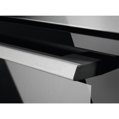 Electrolux Serie 700 Inbyggnadsugn COB400X (rostfri)