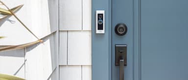 Ring Video Doorbell Pro smart dörrklocka med kamera