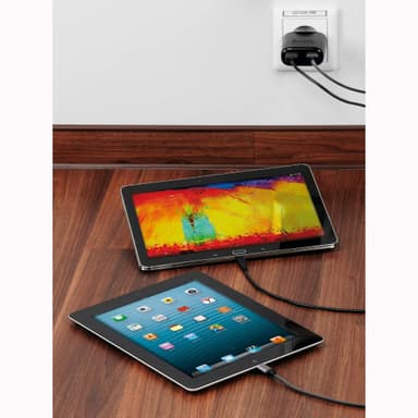 HAMA Laddare 220V 2xUSB 3.4A Svart