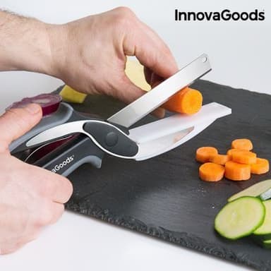 Innovagoods scissor knife with integrated mini cutting board