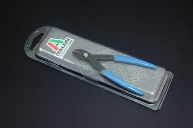 ITALERI Sprue Cutter / Angled Tång