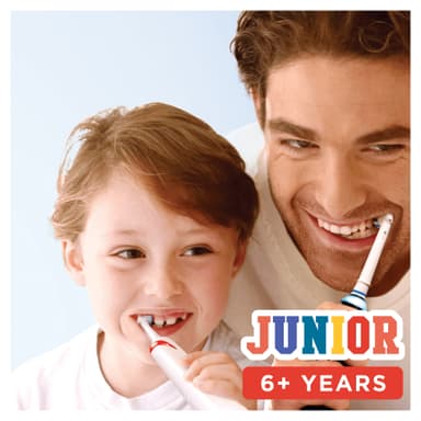 Oral-B Junior D501 Star Wars eltandborste för barn