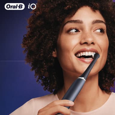 Oral-B iO Ultimate Clean tandborsthuvud IOREFILL4BK (svart)