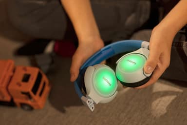 Philips trådlösa on-ear hörlurar TAKH402BL/00 (blå)